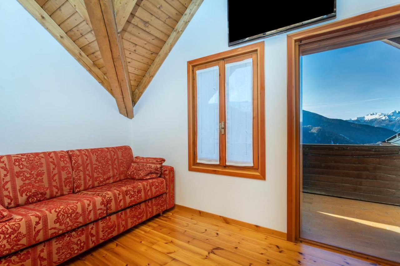 Panoramic House Carnia - Mountain View Apt With Parking And Terraces Villa Ligosullo Eksteriør bilde